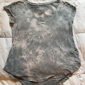 American eagle soft and sexy green and white tie dye shirt